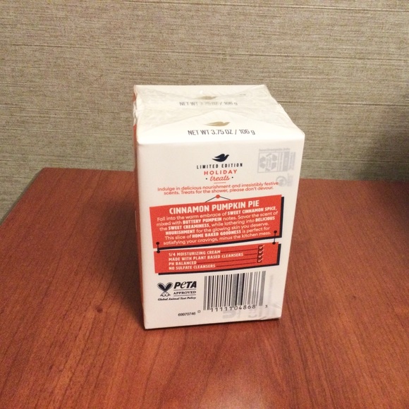 🆕 Dove Beauty Cinnamon Pumpkin Pie Body Bar Soap - Picture 2 of 2